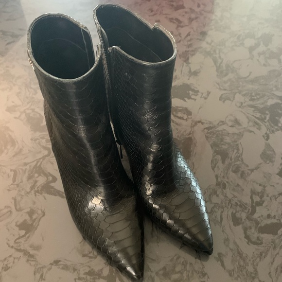 Michael Kors black python booties - Picture 3 of 11